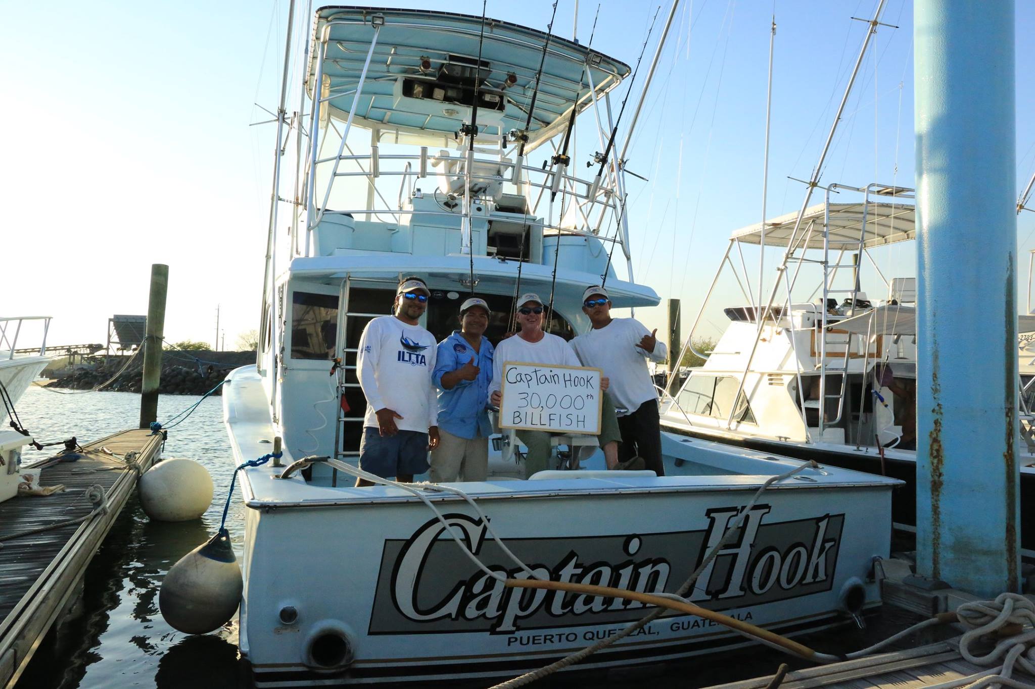 captin hook boat captin hook boat